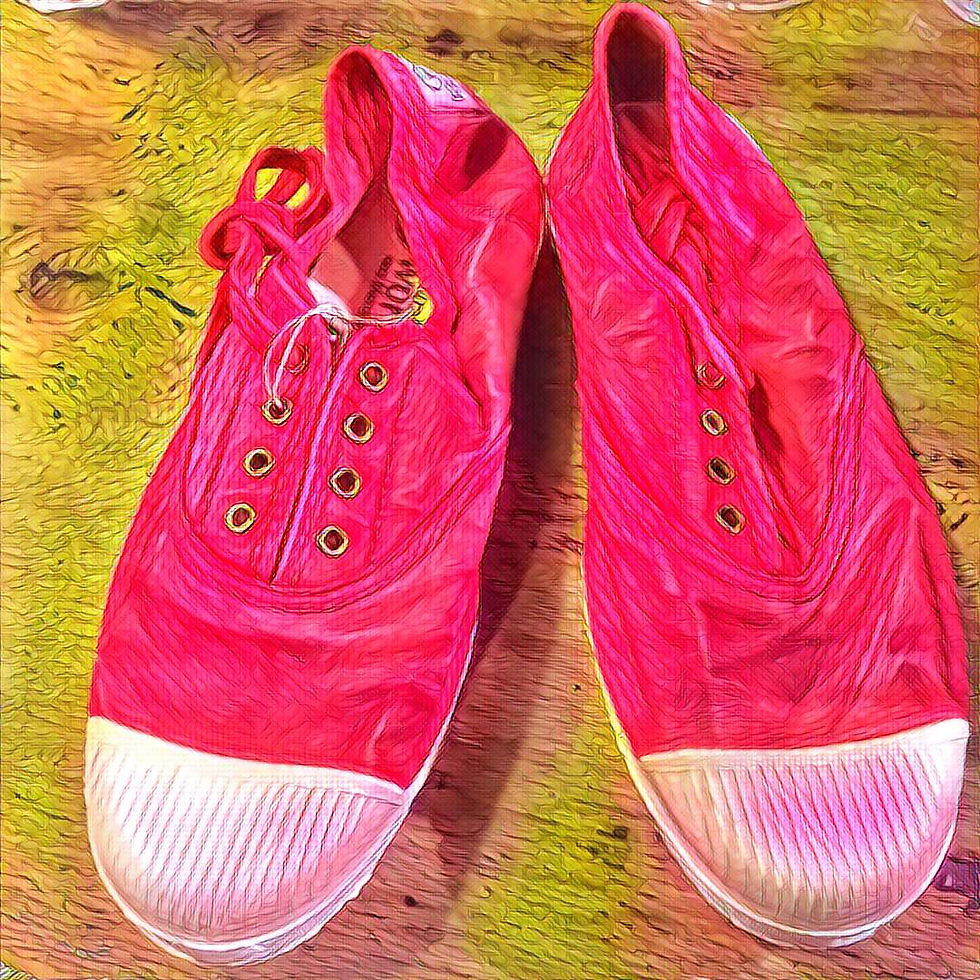 PINK SHOES