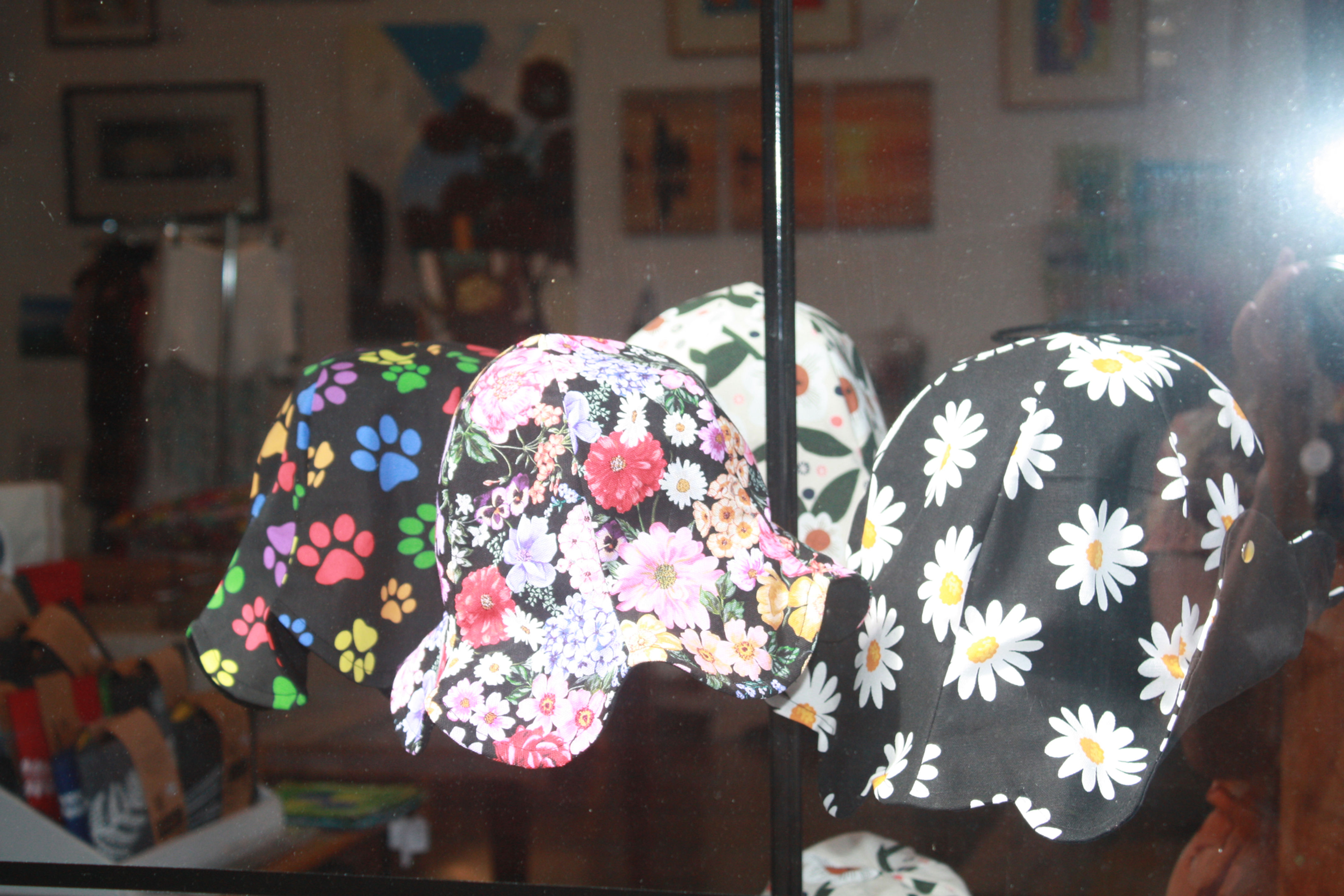 Cotton Hats, fully lined, scallop edge