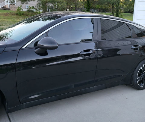 Black Kia with 35% Window Tint