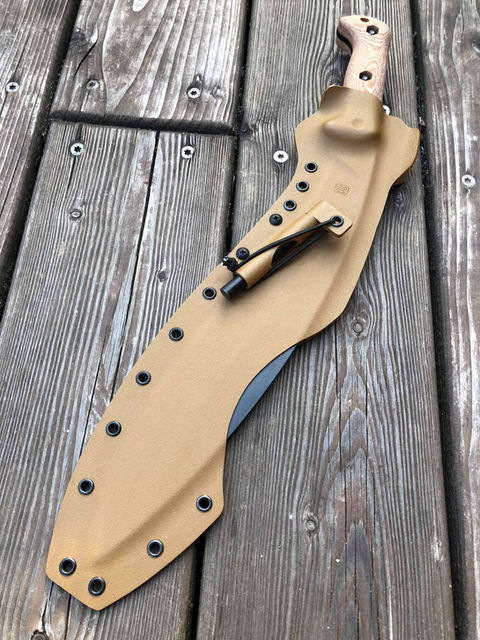 Ka-Bar BK21 Kukri (1).jpg