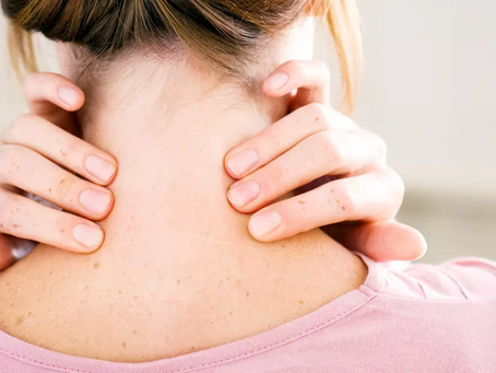 How do hormones contribute to buffalo hump growth?