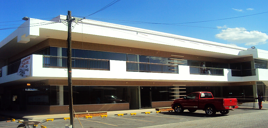 plazasanisidro_edited.png