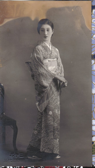 Femme en kimono en 1930, soit à la 5ème année de l’ère Showa