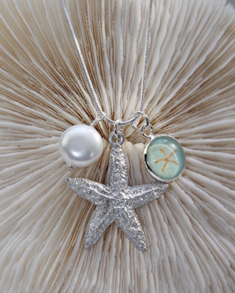 FP927 Star Pendant, Star & Pearl