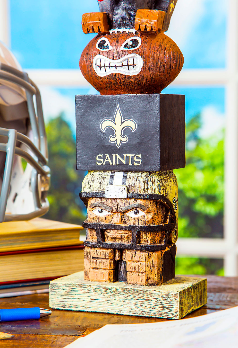 Thumbnail: New Orleans Saints NFL Garden Statue Mascot Tiki Tiki Totem
