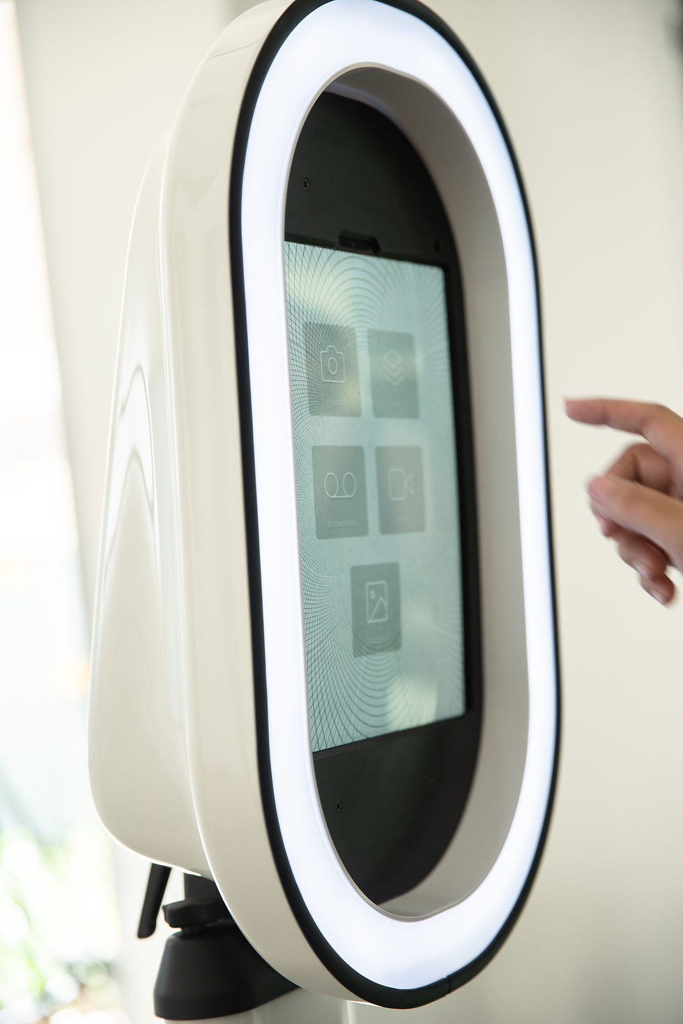 The Explosive Growth of the Photo Booth Rental Market