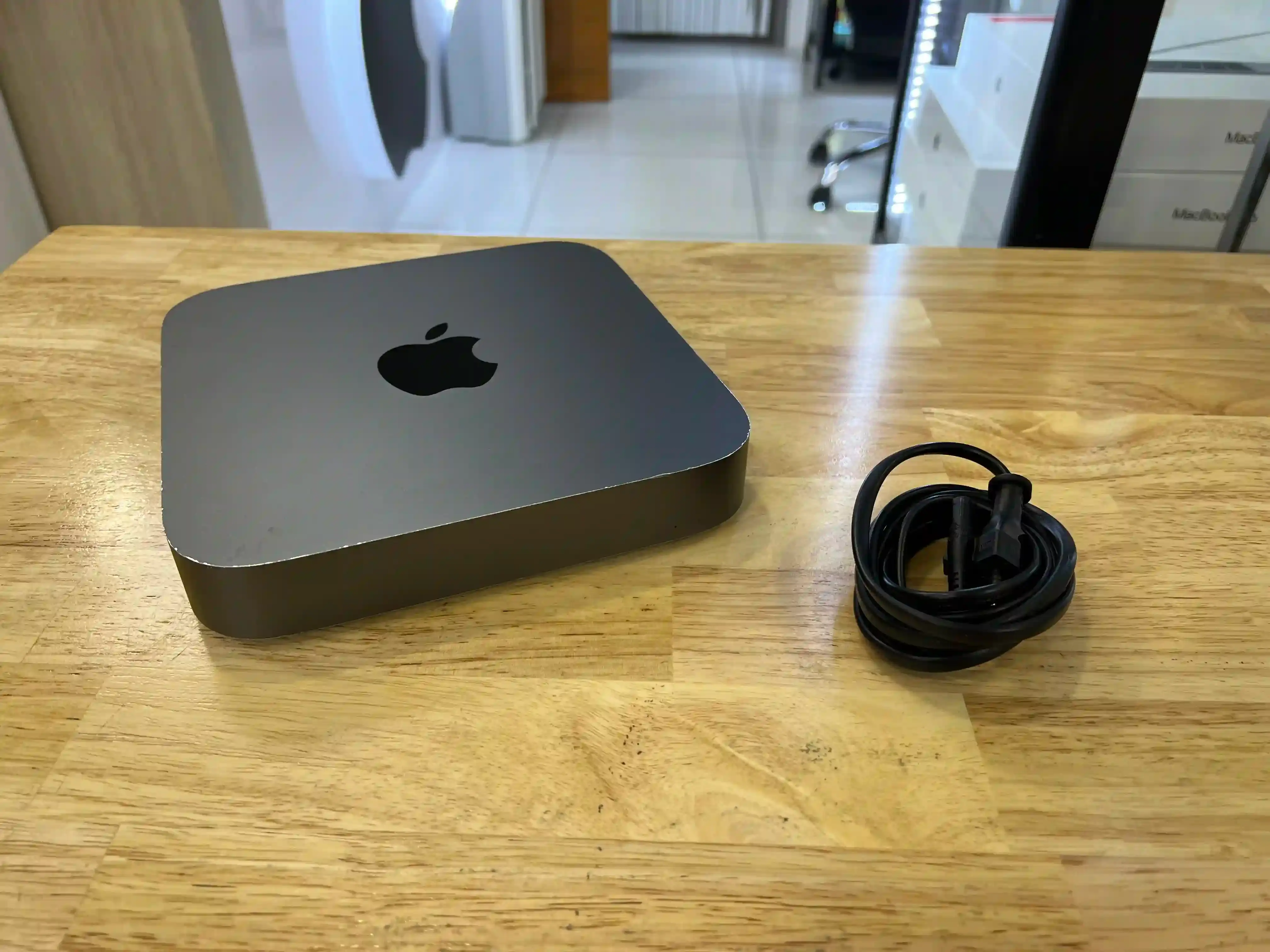Mac mini 2018 A1993 มือสอง