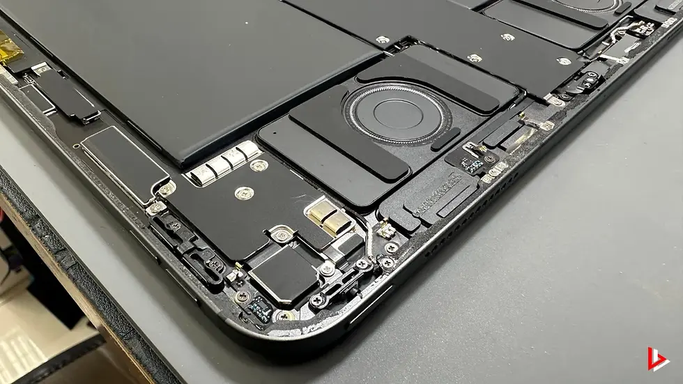 ซ่อม iPad 13 นิ้ว M4 เปิดไม่ติด | สาเหตุ วิธีแก้ไข และเทคนิคช่างมืออาชีพ