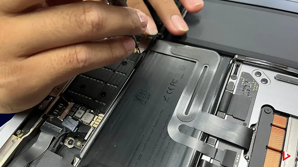 5 วิธีป้องกัน MacBook Air 13" 2020 A2179 เครื่องดับเอง แบตเสีย