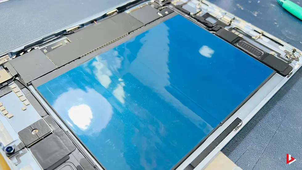 เปลี่ยนแบต iPad Air 4 แบตบวม