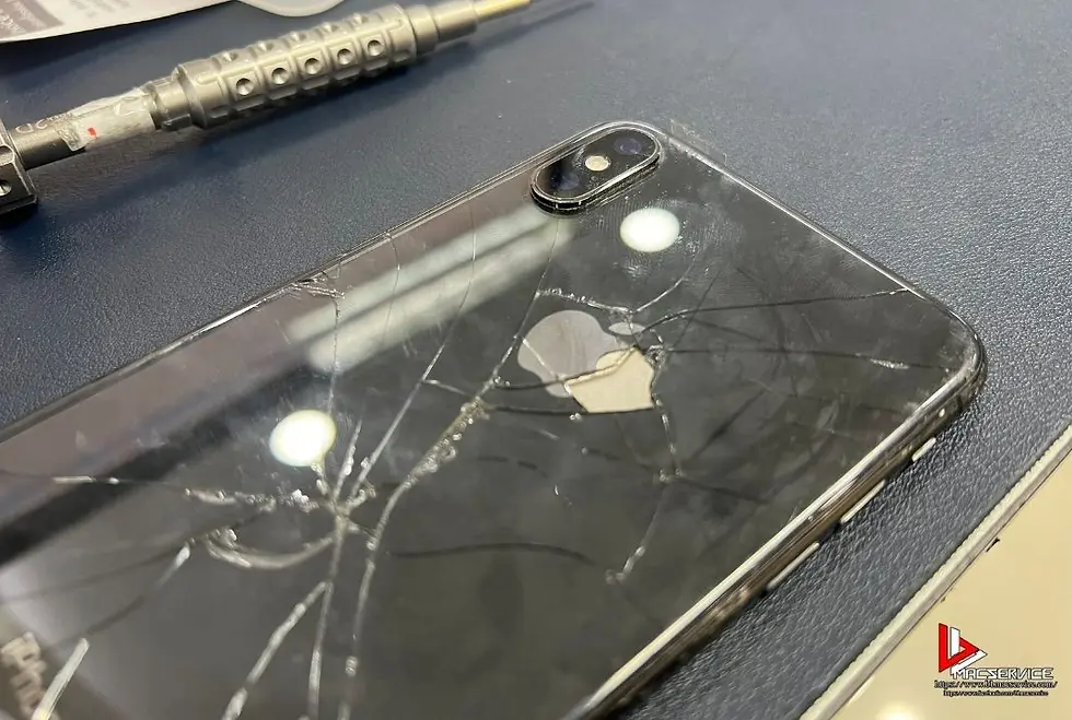 เปลี่ยนฝาหลังไอโฟน XS Max กระจกหลังแตก กระจกหลังร้าว จังหวัดนนทบุรี
