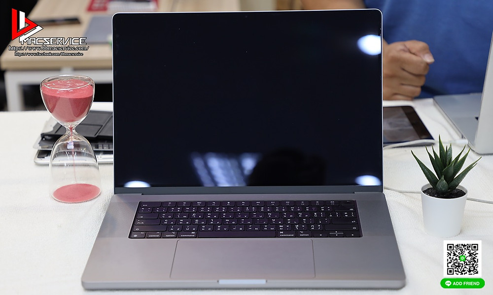 เปลี่ยนKeyboard Macbook Pro 16 นิ้ว M1 Max ปี2021