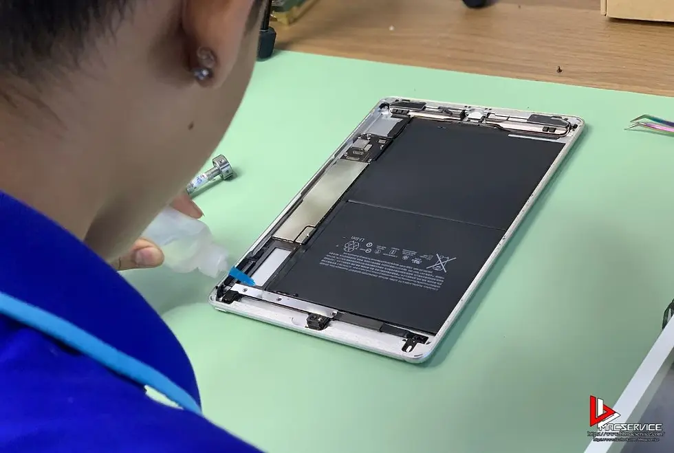 เปลี่ยนแบตเตอรี่ iPad Gen 6 ปี 2018 A1893 แบตเสื่อม แบตบวม แบตหมดไว แบตไม่ชาร์จ