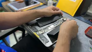 เปลี่ยนแบตเตอรี่ไอแพดโปร 11 นิ้ว เจน 3 ปี 2021 A2377 ราคาถูกกว่าศูนย์