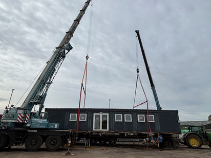 Tandem crane lift - case study