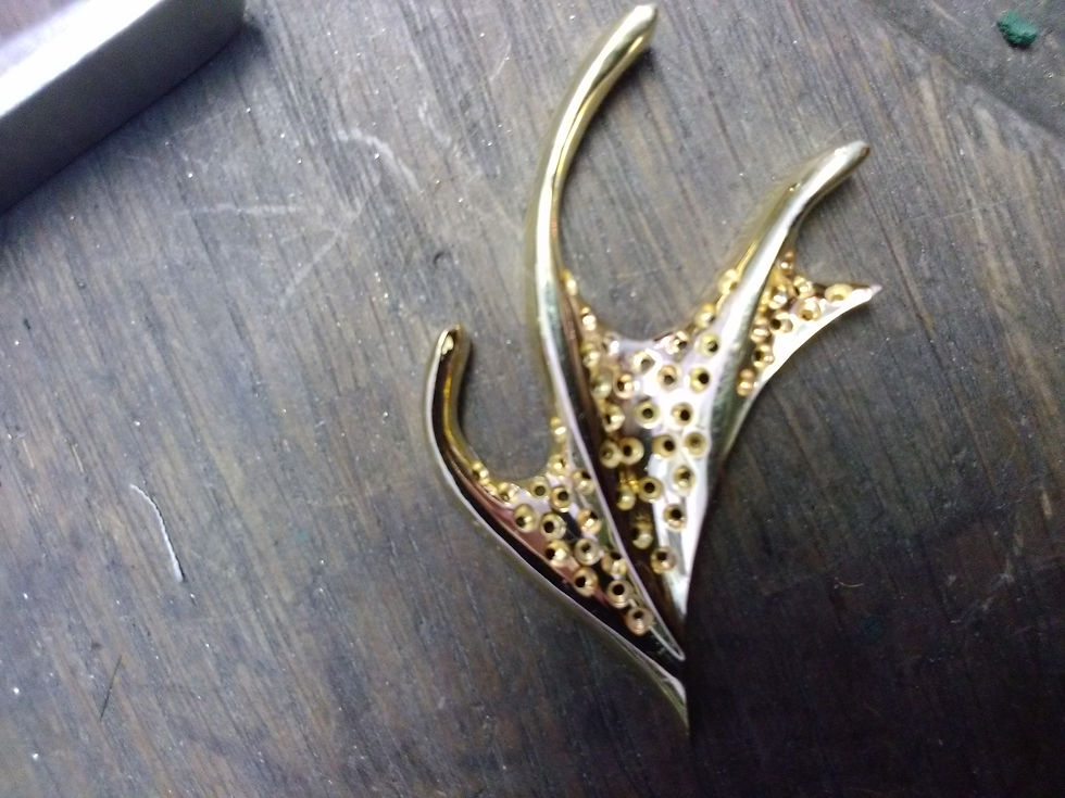 18K Gold Fin Paving - Fine Jewelry