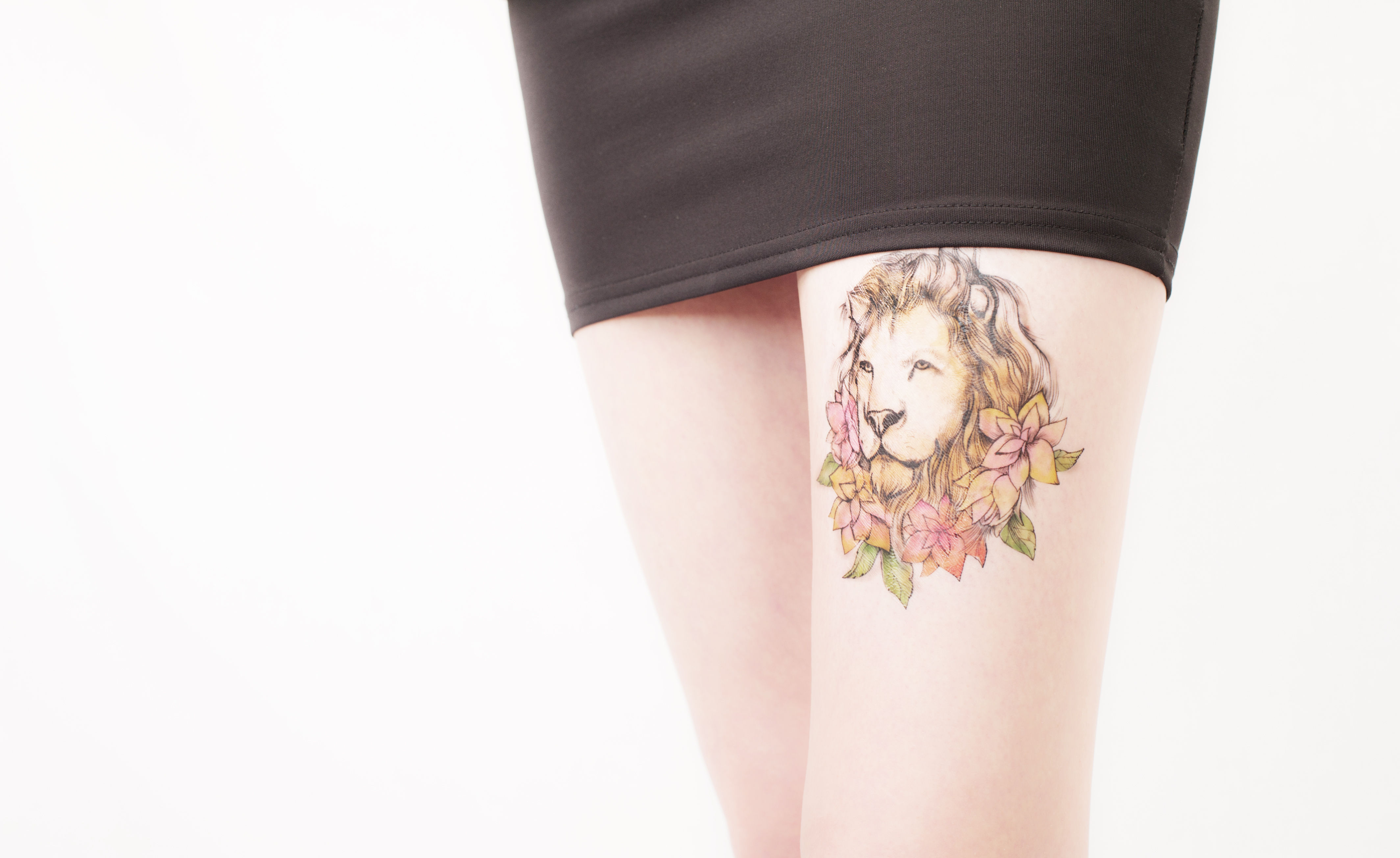 Lion and flowers portrait temporary tattoo