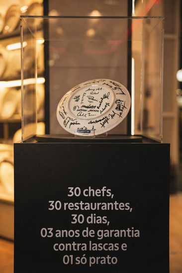 Um único prato, 30 dias e 30 chefs pelo Brasil:  Tramontina Primia prova a resistência de sua porcelana em ação inédita