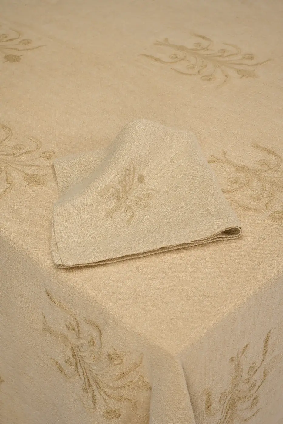 Cappelen Dimyr Floral napkin, beige