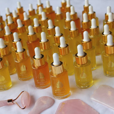 Embrace Serenity: Philosophia Botanica Gua Sha Ritual with BOTANIA ROSE and MULTIVITAMIN FACE BALM