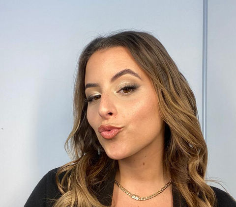 maquillaje y peinado social para todo tipo de eventos, tonos neutros y labios nude