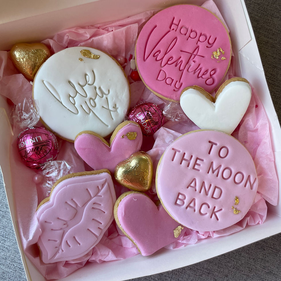 Thumbnail: LOVED UP - V Day set