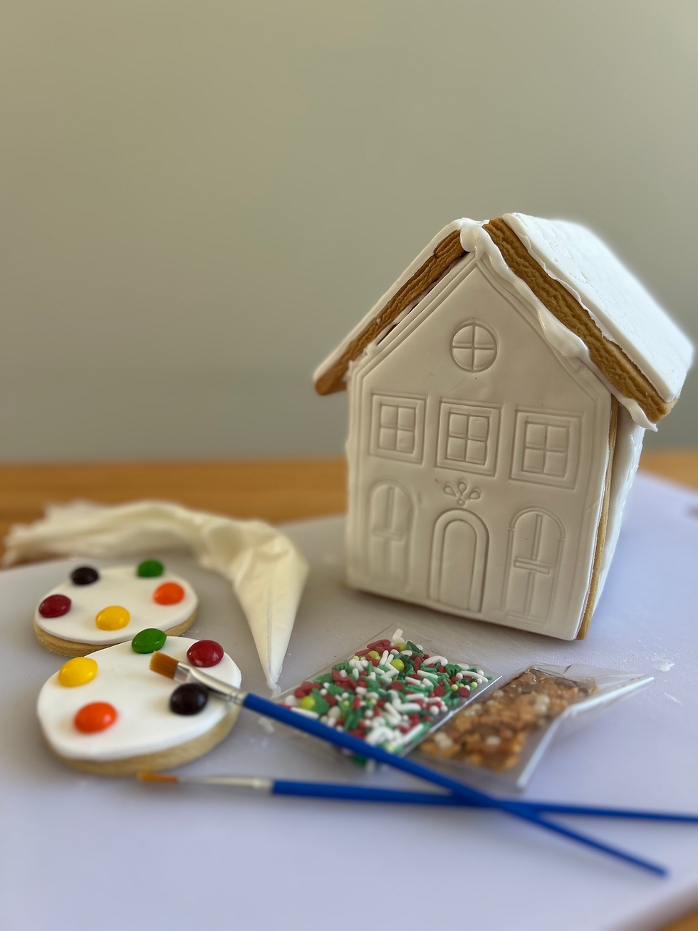 Thumbnail: PYO build your own cookie house