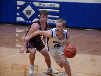 Dundy County Stratton Wins Both Games at Wallace