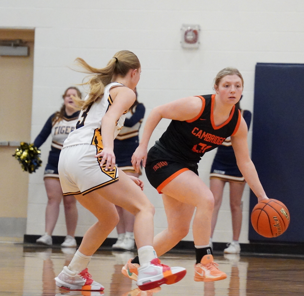 Paxton and Cambridge Battle in a Pair of Close Games Saturday