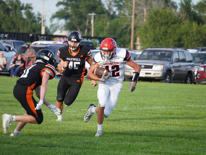 Wauneta-Palisade Gets Win Over Maxwell to Start the Football Season