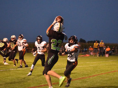Wolves Win Thriller Over Wildcats on Homecoming Night