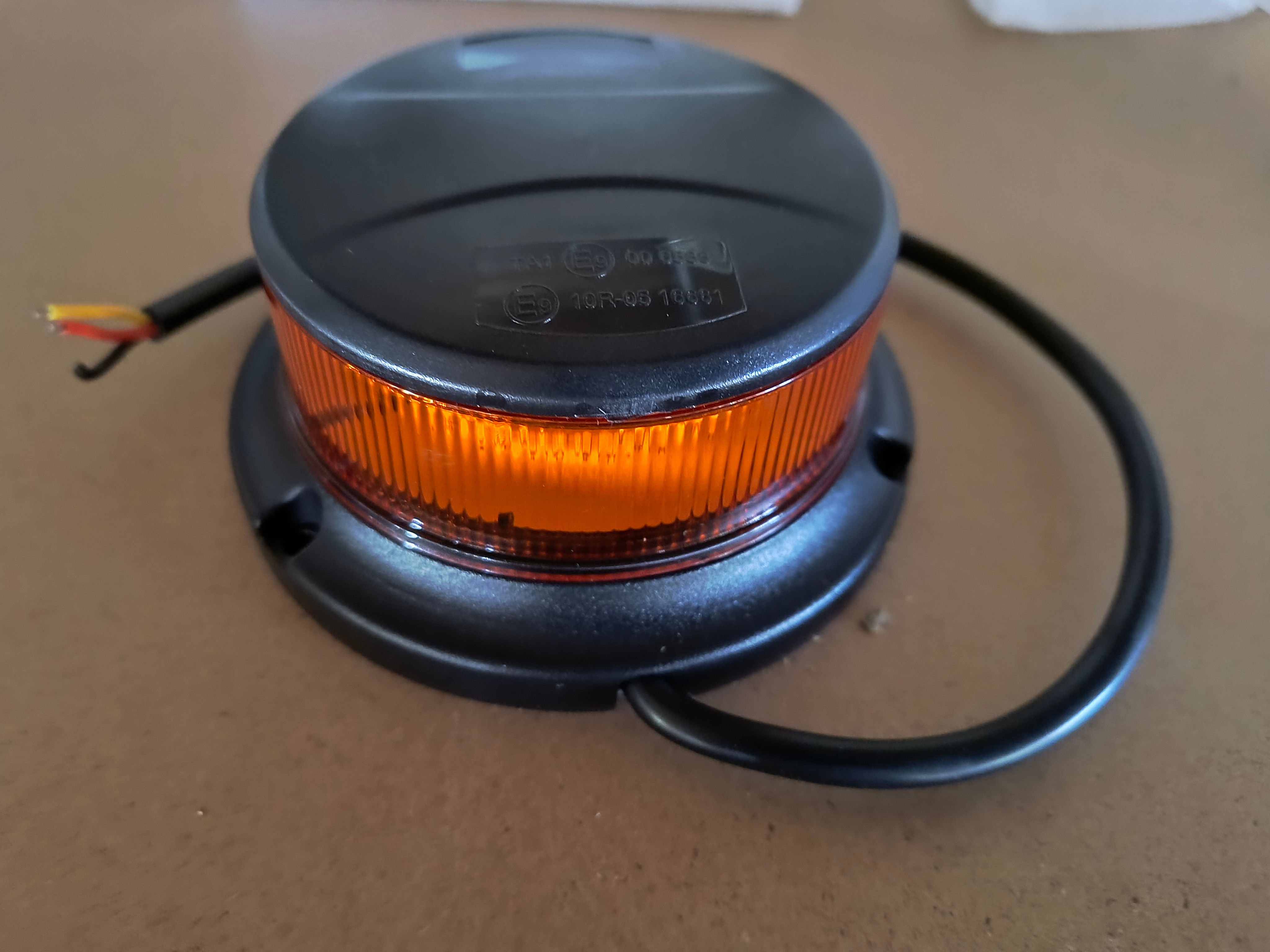 Gyrophare 24V QRZ900