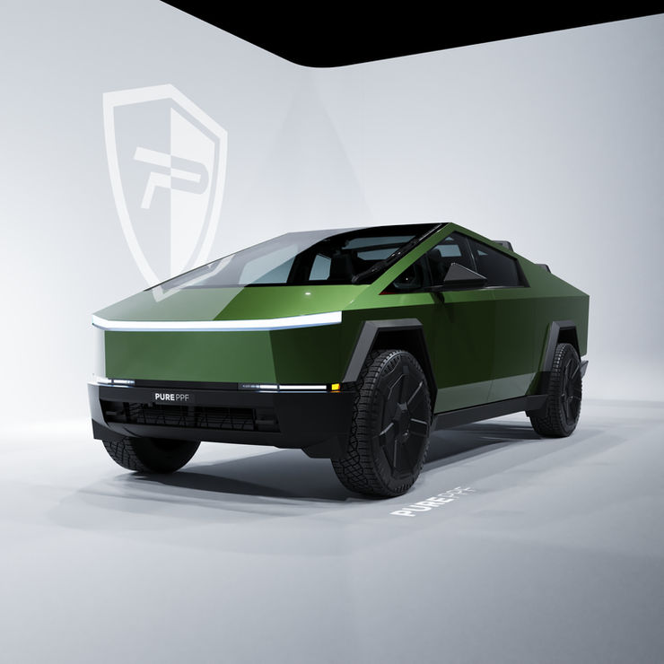 Front view of a Tesla Cybertruck wrapped in PurePPF Hulk Green, displaying a bold and vibrant shade of green with an intense and dynamic appearance.