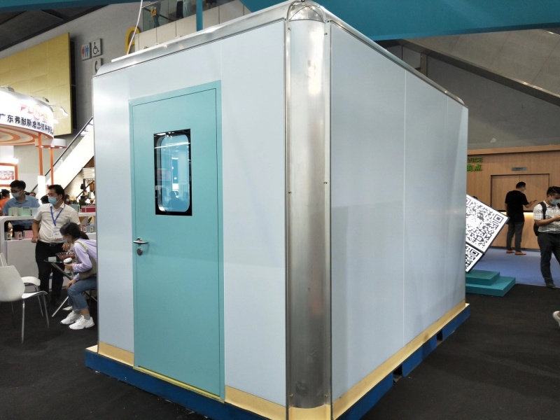 Negative pressure isolation room