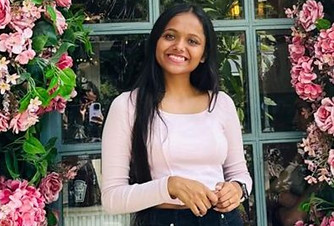 khushi sarawgi_edited.jpg