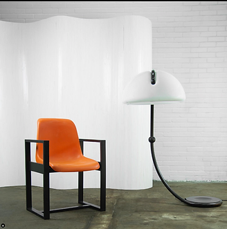 Plastic space age chairs van het merk Wintage op Dutch Design Week Eindhoven