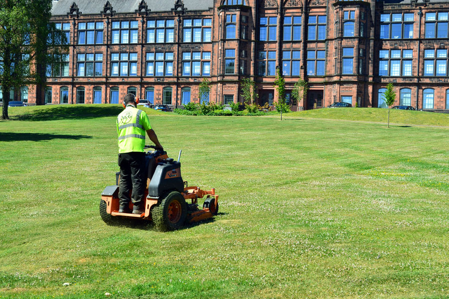 DSMCG-Jordanhill-Park-Ground-Maintenance-7.jpg