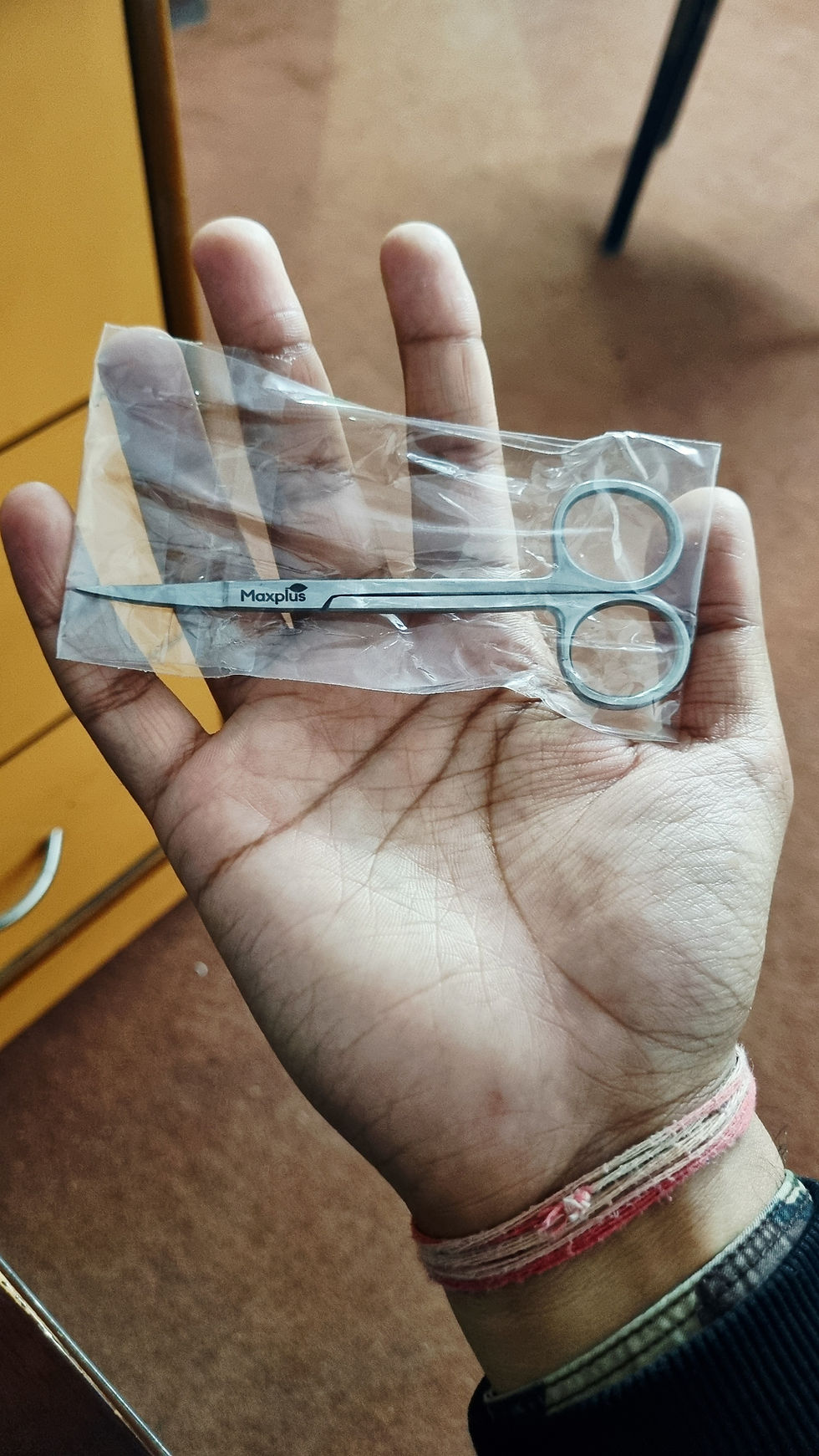 Miniature : Iris Scissors