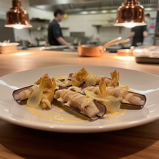 Steamed Razor Clams with Jerusalem Artichoke, Pickled Fennel and Beurre Blanc