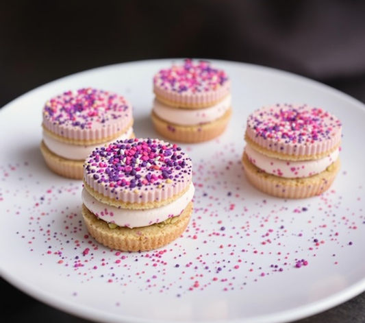 Mini Persian Love Cakes