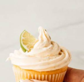 Rhubarb and Custard Cupcakes