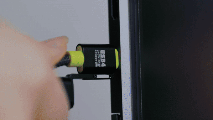 ZuesCable-8k display.gif