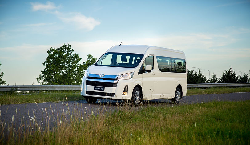 Toyota Hiace COMMUTER.jpeg