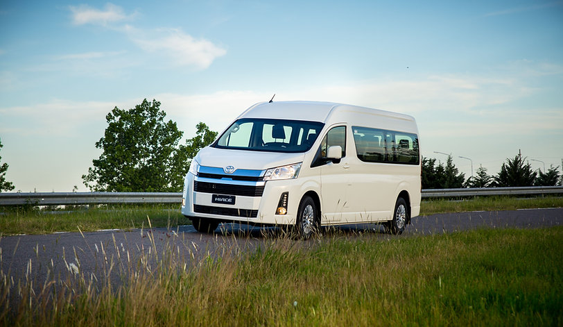 Toyota Hiace COMMUTER.jpeg