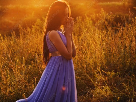 My Savior Loves me so... He will Hold Me fast.