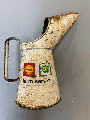 Shell - BP Oil can | BGA Auctions