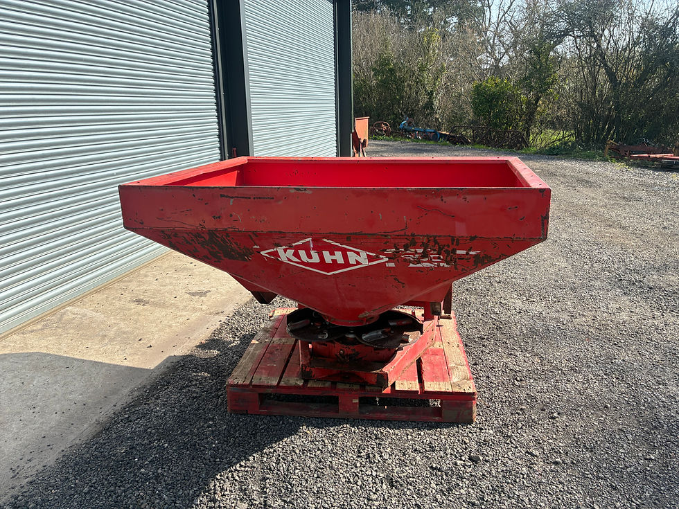 Thumbnail: kuhn fertiliser spreader