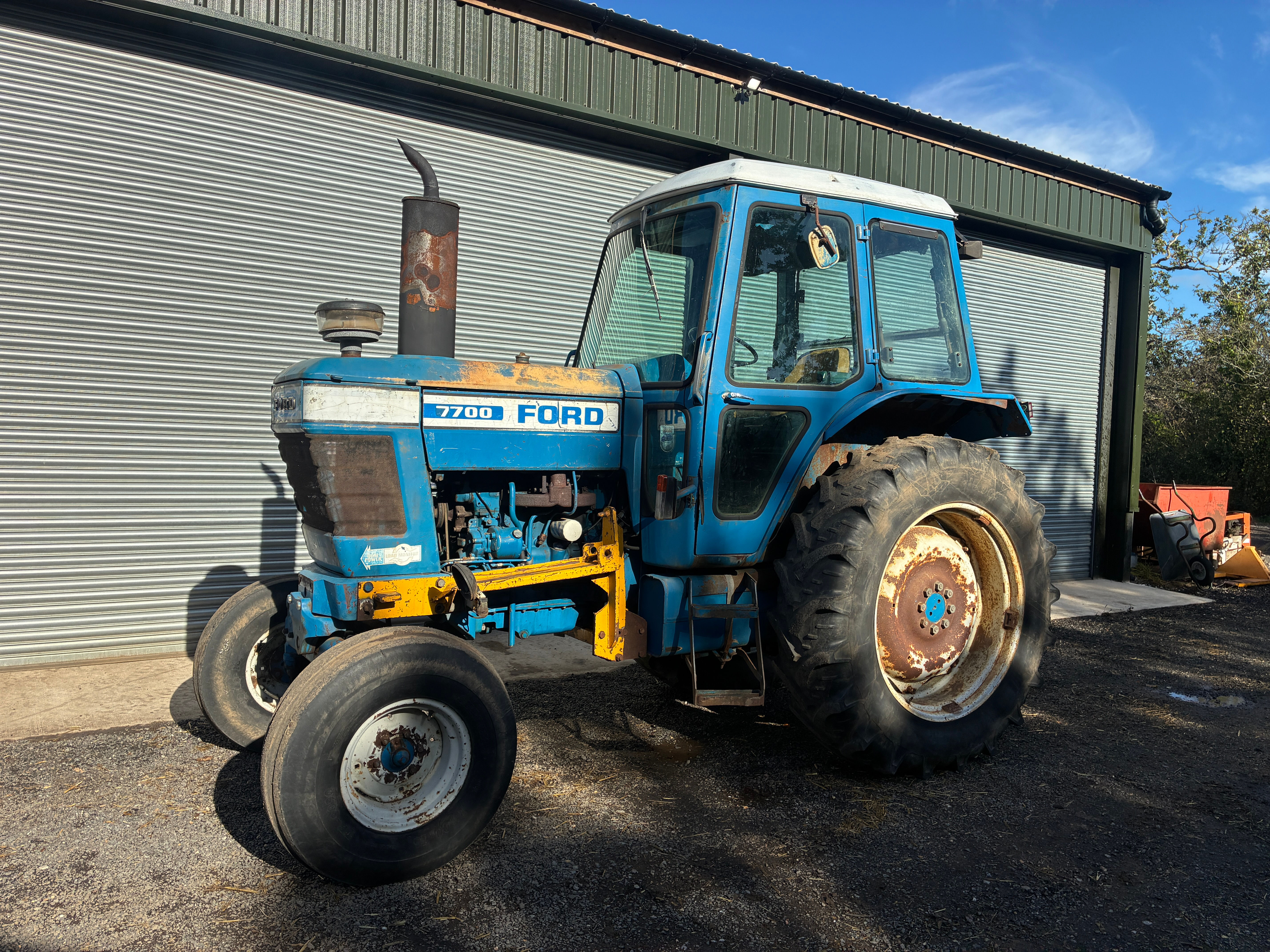 Ford 7700 2wd tractor