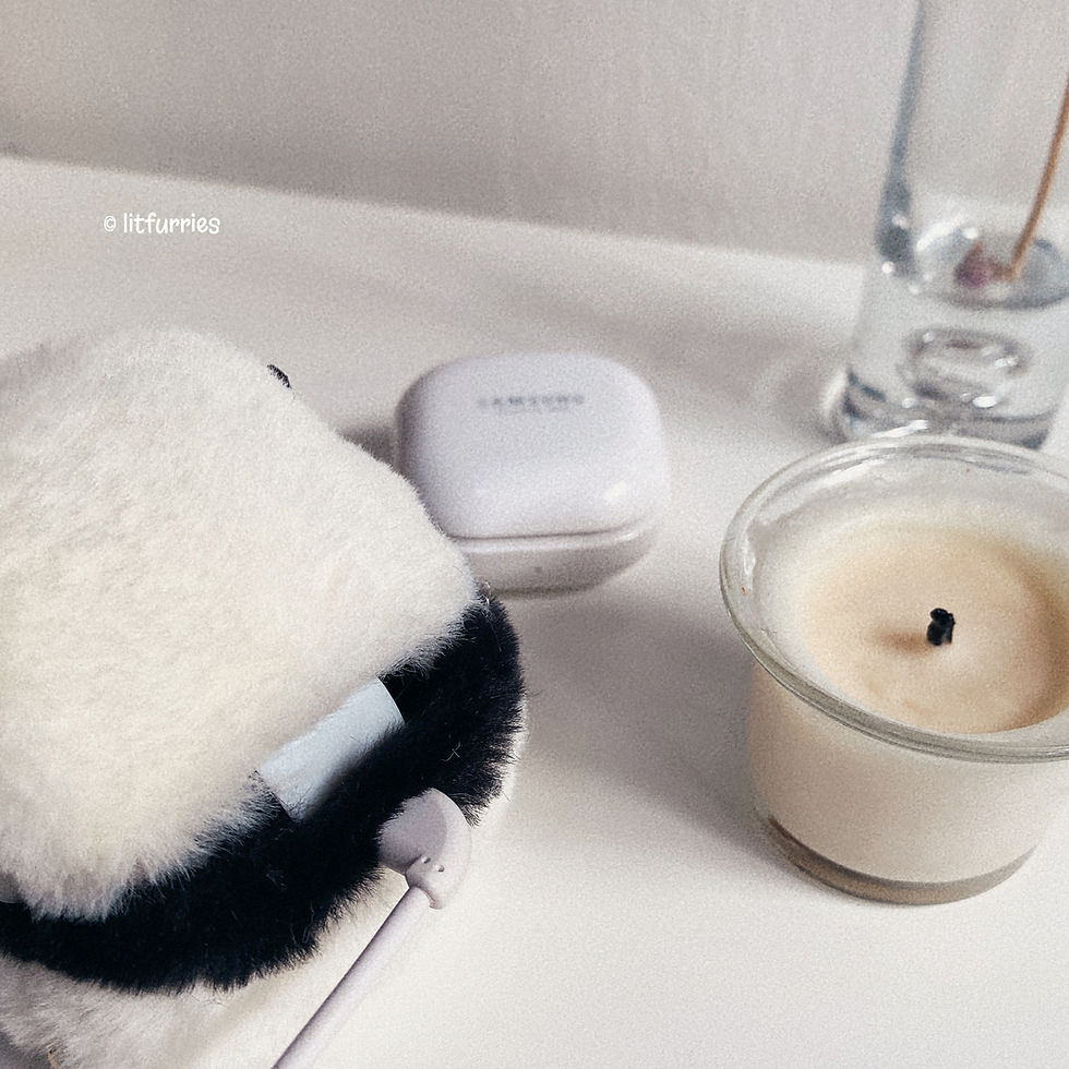 Thumbnail: Panda Galaxy Buds Case / Charging