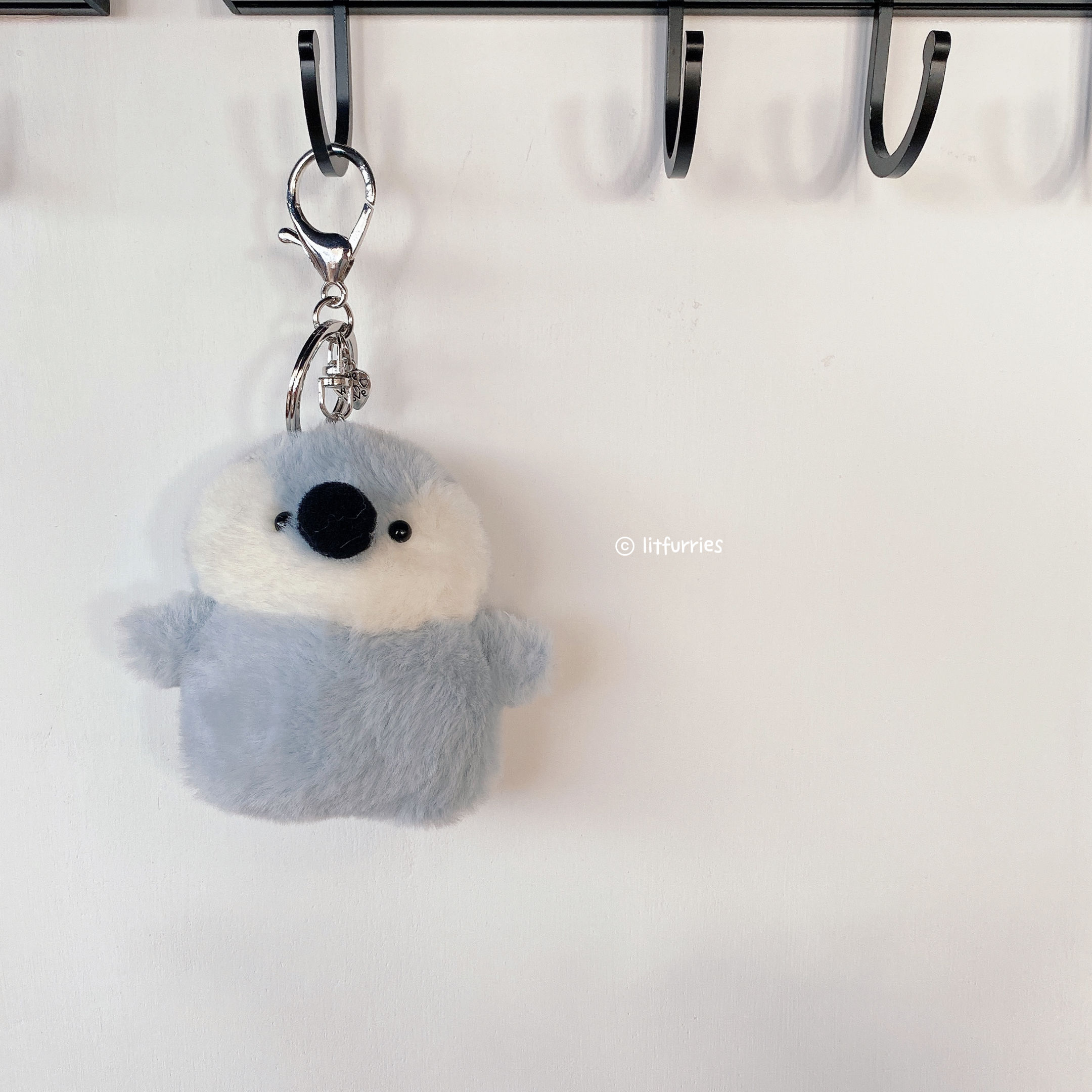 BLUE PENGUIN PLUSH BAG CHARM